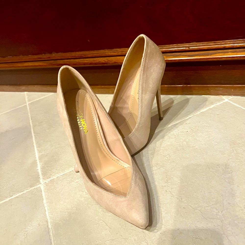 Fashion Nova suede Taupe Stone Pumps 4.5 Heels with Clear Detail on Throat 8